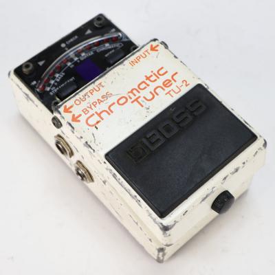 【中古】 クロマチックチューナー エフェクター BOSS TU-2 Chromatic Tuner ペダルチューナー 本体画像 斜め 2