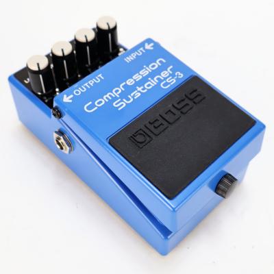 【中古】コンプレッサー エフェクター BOSS CS-3 Compression Sustainer ギターエフェクター 本体画像 斜め 2