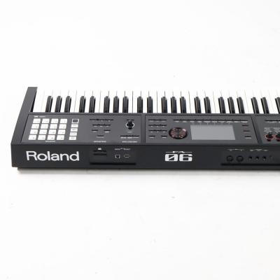 【中古】 ローランド ROLAND FA-06 Music Workstation シンセサイザー 側面