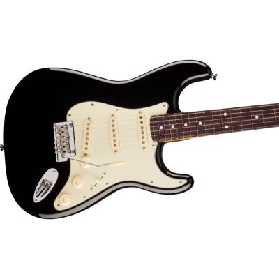 Fender フェンダー American Professional Stratocaster RW Black エレキギター ストラトキャスター ボディ斜めアングル画像