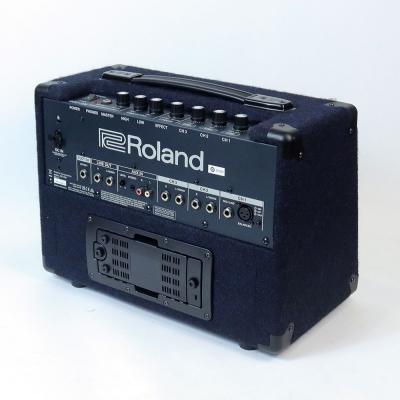 【中古】 キーボードアンプ ローランド ROLAND KC-220 キーボード用アンプ 電池駆動対応 簡易PA 全体
