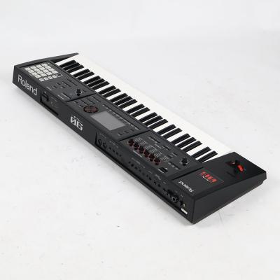 【中古】 ROLAND FA-06 Music Workstation シンセサイザー 全体