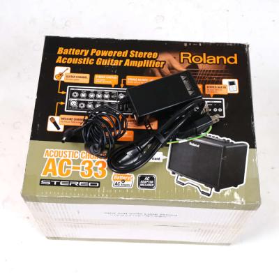 【中古】 アコギアンプ ローランド ROLAND AC-33 アコースティックギター用アンプ ブラック 付属品画像