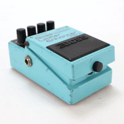 【中古】 リミッター エフェクター BOSS LMB-3 Bass Limiter Enhancer ベースエフェクター リミッターエンハンサー 斜めアングル画像