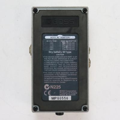 【中古】 クロマチックチューナー エフェクター BOSS TU-2 Chromatic Tuner ペダルチューナー 底面