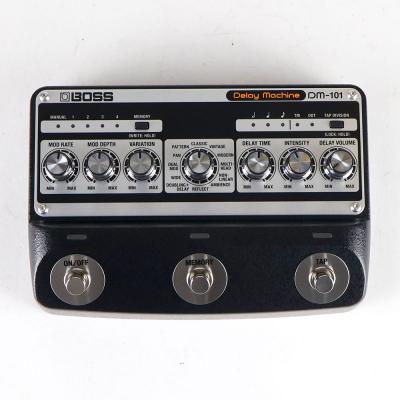 【中古】 BOSS ボス DM-101 Delay Machine ギターエフェクター アナログディレイマシーン 正面