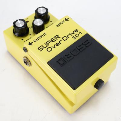 【中古】 スーパーオーバードライブ エフェクター BOSS SD-1 Super Over Drive ギターエフェクター 本体画像 斜め 2