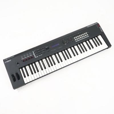 【中古】 シンセサイザー YAMAHA MX61 ヤマハ キーボード 斜めアングル画像