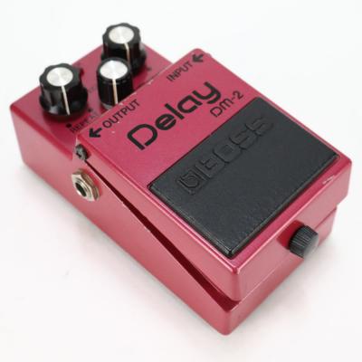 【中古】 アナログディレイ エフェクター BOSS DM-2 Delay 1981年頃製造 前期モデル Made in Japan ギターエフェクター 本体画像 斜め
