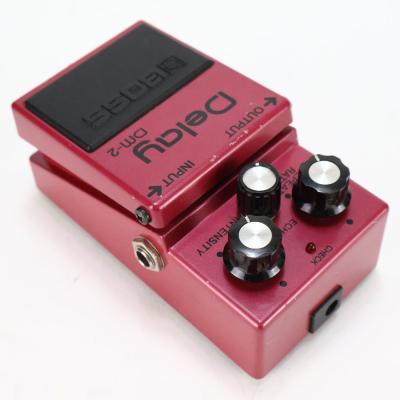 【中古】 アナログディレイ エフェクター BOSS DM-2 Delay 1981年頃製造 前期モデル Made in Japan ギターエフェクター 本体画像 斜め 2