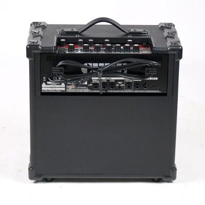 【中古】 ギターアンプ ROLAND CUBE-80XL 背面