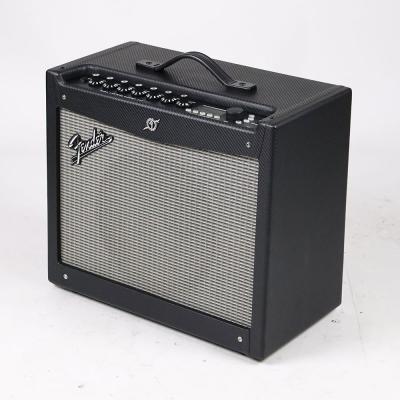 【中古】 ギターアンプ FENDER MUSTANG III 全体