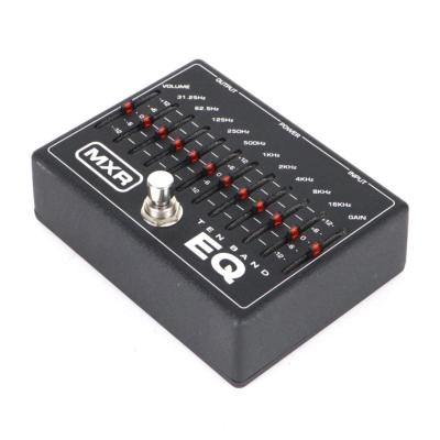【中古】 MXR グラフィックイコライザー エフェクター M108 10 Band Graphic EQ ギターエフェクター M-108 斜めアングル画像