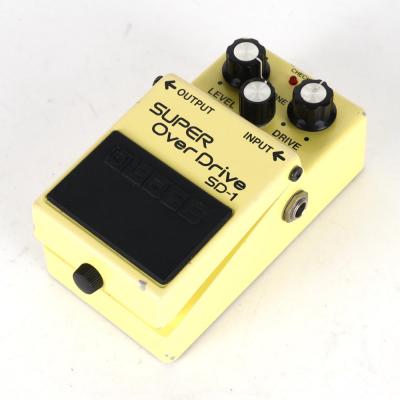 【中古】 スーパーオーバードライブ エフェクター BOSS SD-1 Super Over Drive Made in Japan ギターエフェクター 斜めアングル画像