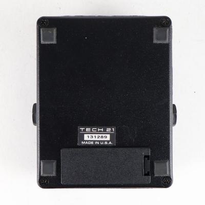【中古】 TECH21 SansAmp GT2 アンプシミュレーター ギターエフェクター 裏面