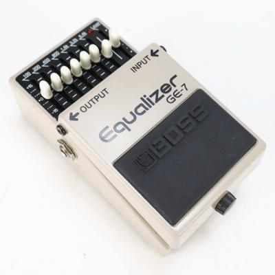 【中古】イコライザー エフェクター BOSS GE-7 Equalizer ギターエフェクター 本体画像 斜め 2