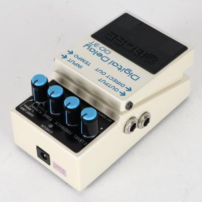 【中古】 BOSS DD-3T Digital Delay デジタルディレイ ギターエフェクター 側面