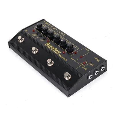 【中古】 ベース用プリアンプ TECH21 SANSAMP Bass Driver Deluxe 斜めアングル画像