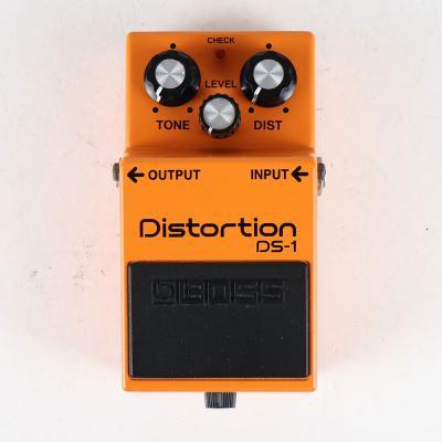 【中古】ディストーション エフェクター BOSS DS-1 Distortion ギターエフェクター 正面