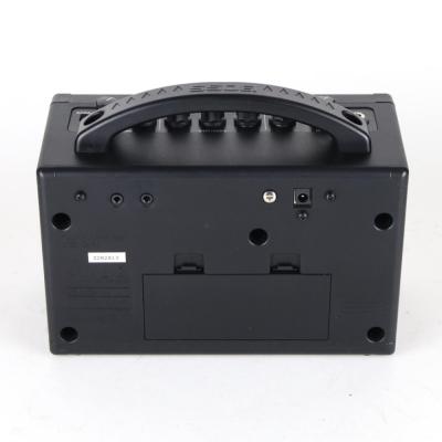 【中古】 ギターアンプ BOSS 刀 KTN-MINI KATANA-MINI ポータブルアンプ カタナミニ リア画像