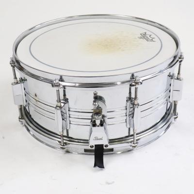 【中古】 スネアドラム パール Pearl Steel shell 14x6.5 Made in Japan サイド