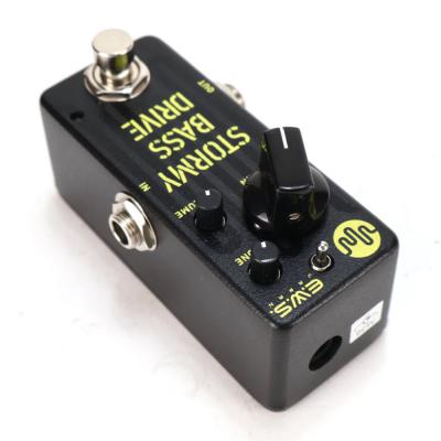 【中古】 E.W.S. Stormy Bass Drive ストーミーベースドライブ ベース用オーバードライブ エフェクター リア斜めアングル画像
