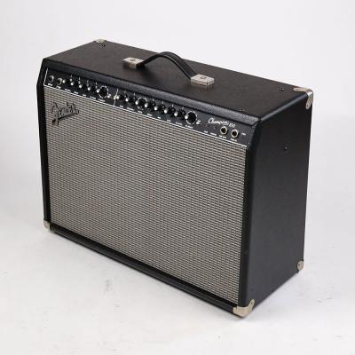【中古】 ギターコンボアンプ FENDER Champion 100 全体