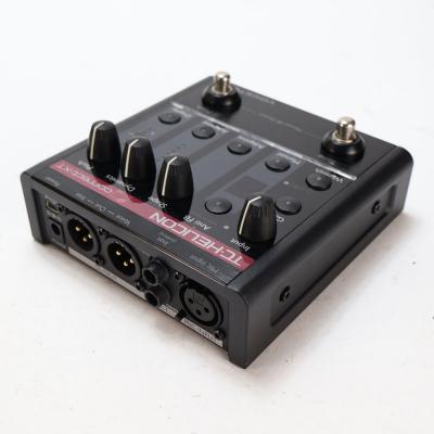 【中古】 ボーカル用エフェクター TC HELICON VoiceTone Correct XT 全体