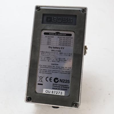 【中古】メタルゾーン エフェクター BOSS MT-2 Metal Zone ボス ギターエフェクター 底面