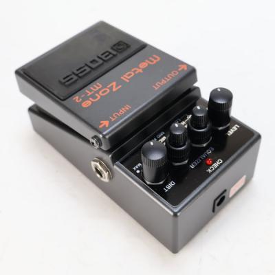 【中古】メタルゾーン エフェクター BOSS MT-2 Metal Zone ボス ギターエフェクター 側面
