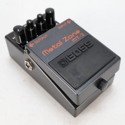 【中古】メタルゾーン エフェクター BOSS MT-2 Metal Zone ボス ギターエフェクター 側面