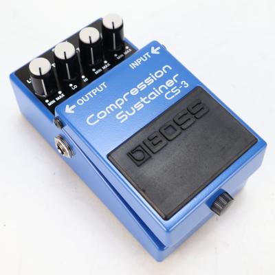 【中古】コンプレッサー エフェクター BOSS CS-3 Compression Sustainer ギターエフェクター 本体画像 斜め 2