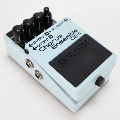 【中古】コーラスアンサンブル エフェクター BOSS CE-5 Chorus Ensemble ギターエフェクター 本体画像 斜め 2