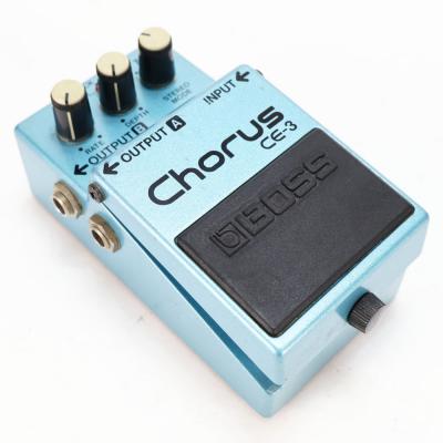 【中古】 コーラス エフェクター BOSS CE-3 Chorus ギターエフェクター 本体画像 斜め 2