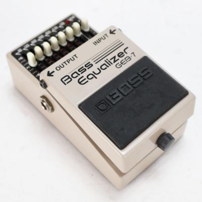 【中古】イコライザー エフェクター BOSS GEB-7 Bass Equalizer ベースエフェクター 本体画像 斜め2