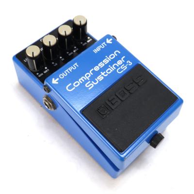 【中古】 コンプレッサー エフェクター BOSS CS-3 Compression Sustainer Made in Japan ギターエフェクター 斜めアングル画像