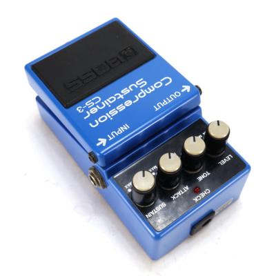 【中古】 コンプレッサー エフェクター BOSS CS-3 Compression Sustainer Made in Japan ギターエフェクター リア斜めアングル画像