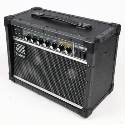 【中古】 ROLAND JC-22 Jazz Chorus Guitar Amplifier ジャズコーラス ギターアンプ 本体画像 斜め