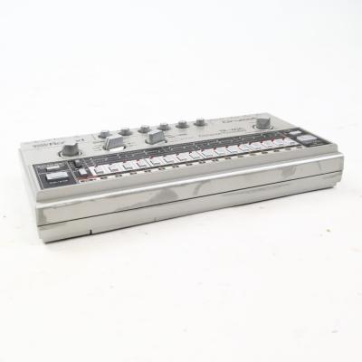 【中古】 リズムマシン Roland TR-606 Drumatix フロント画像