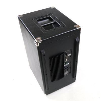 【中古】 PHIL JONES BASS PB-300 BLK ベース用パワードスピーカー リア斜めアングル画像