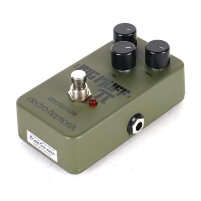 【中古】 ファズ ディストーション ELECTRO-HARMONIX Green Russian Big Muff ビッグマフ ギターエフェクター 斜めアングル画像