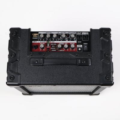 【中古】 ギターアンプ Roland CUBE-20XL 上面