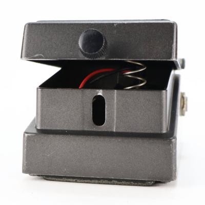【中古】メタルゾーン エフェクター BOSS MT-2 Metal Zone ボス ギターエフェクター 電池ボックスゴムパーツ