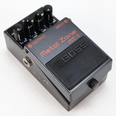 【中古】メタルゾーン エフェクター BOSS MT-2 Metal Zone ボス ギターエフェクター 本体画像 斜め2