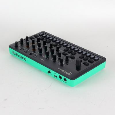 【中古】 ROLAND ローランド S-1 TWEAK SYNTHESIZER AIRA COMPACT マイクロポリフォニックシンセサイザー 全体