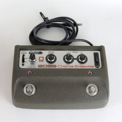 【中古】 BOSS CE-1 Chorus Ensemble コーラス ビブラート ギターエフェクター 正面
