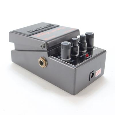 【中古】メタルゾーン エフェクター BOSS MT-2 Metal Zone ボス ギターエフェクター リア斜めアングル画像