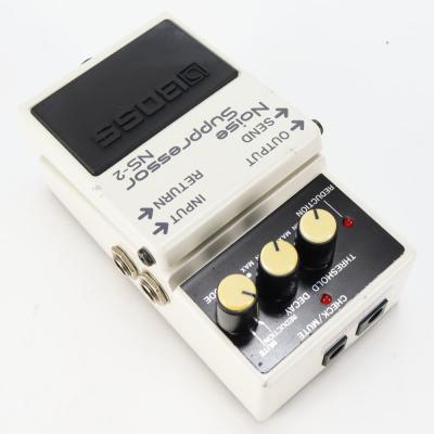 【中古】 ノイズサプレッサー エフェクター BOSS NS-2 Noise Suppressor ギターエフェクター 本体画像 斜め