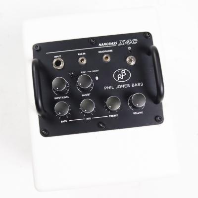 【中古】 PHIL JONES BASS NANOBASS X4C White 小型ベースアンプ コンボ USBモバイルバッテリー対応 コントロール