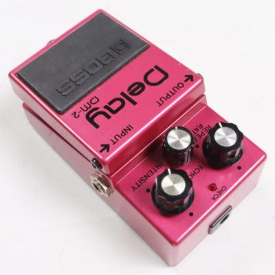 【中古】 アナログディレイ エフェクター BOSS DM-2 Delay Made in Japan 後期モデル ギターエフェクター 本体画像 斜め